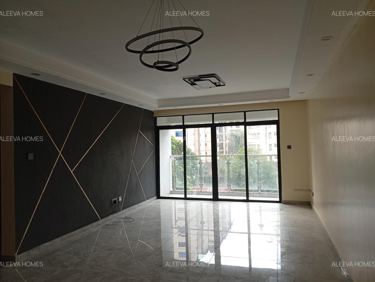 2 Bed Apartment with En Suite in Lavington